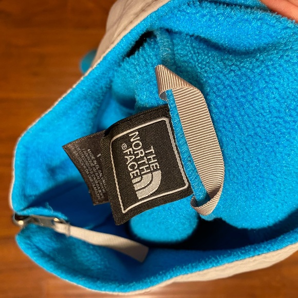 EUC✨ Girl’s Blue & Gray Fleece North Face Denali - Picture 8 of 8